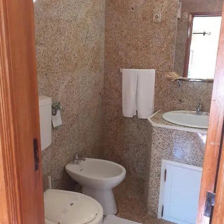 Casas Do Cruzeiro Sabugueiro (Guarda)