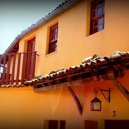 Casas Do Cruzeiro Sabugueiro (Guarda)