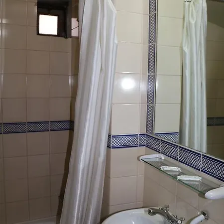 Casas Do Cruzeiro Vakantieboerderij Sabugueiro (Guarda)