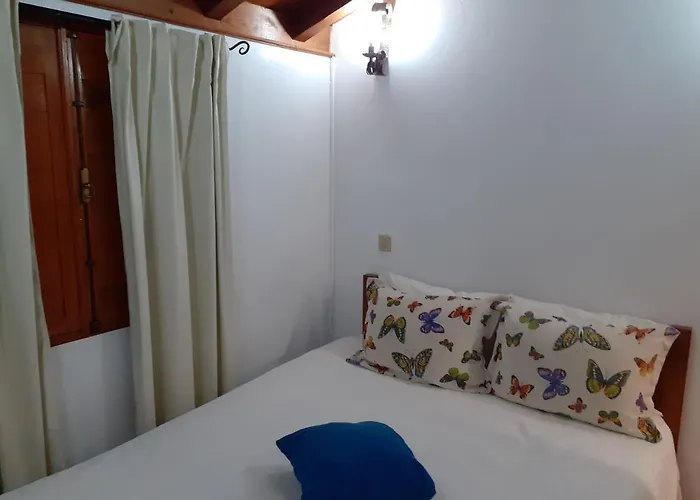 Casas Do Cruzeiro * Sabugueiro (Guarda)