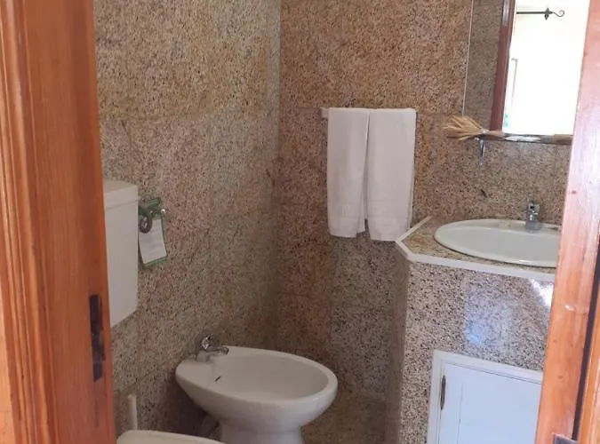 Casas Do Cruzeiro Sabugueiro (Guarda)