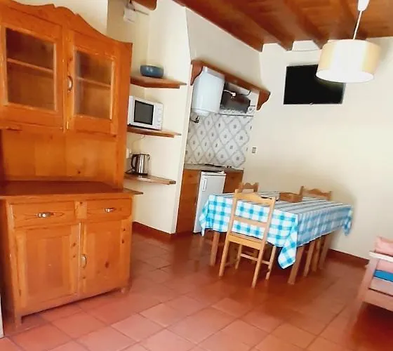 Alojamento de Turismo Rural Casas Do Cruzeiro Sabugueiro (Guarda)