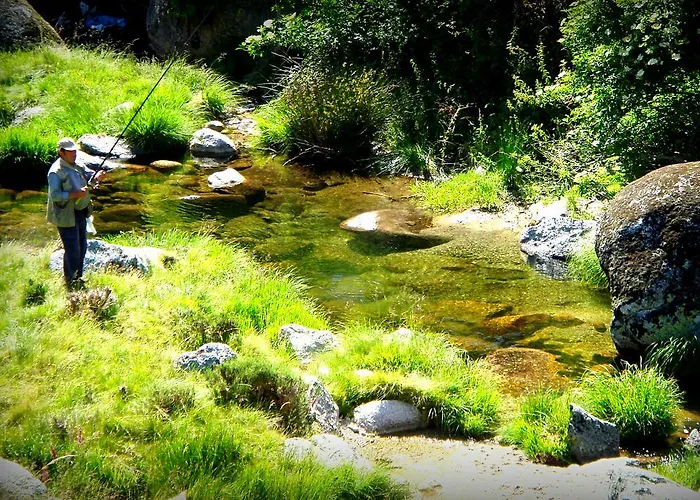 Casas Do Cruzeiro Sabugueiro (Guarda)