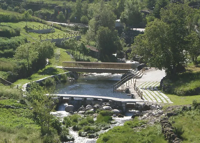 Alojamento de Turismo Rural Casas Do Cruzeiro *