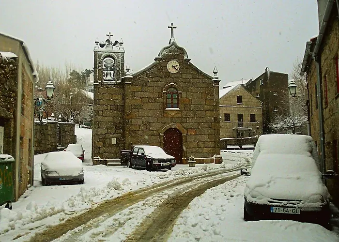 Casas Do Cruzeiro Alojamento de Turismo Rural Sabugueiro (Guarda)